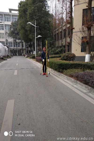 奔跑_副本.jpg 奔跑_副本.jpg