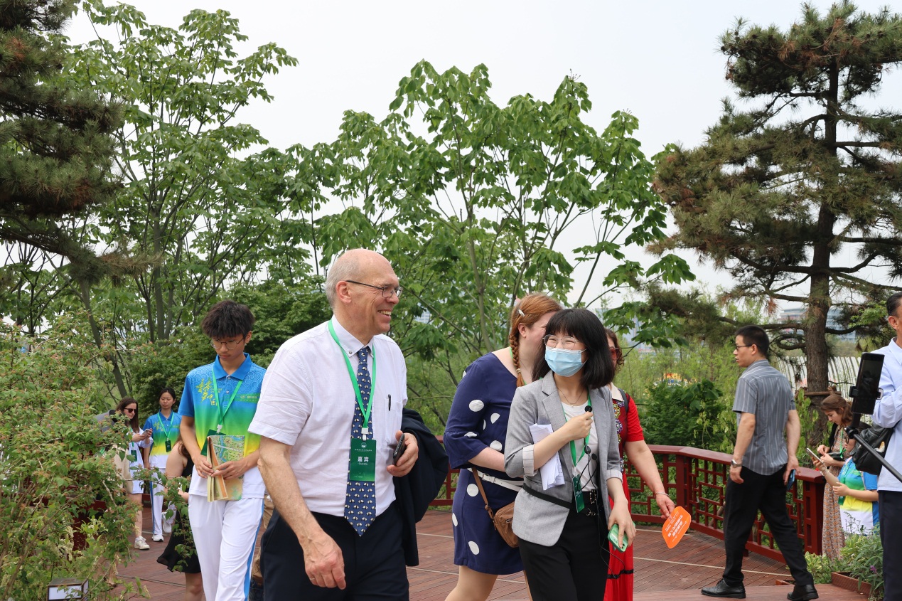 说明: E:\国际教育学院资料20221006\外事办\比利时孔多塞大学青年“走进天府”主题研学营 2024年5月5日-5月12日\研学营5月6日照片集2\照片2\171A0004.JPG